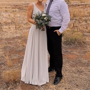 Like new Dear Cleo bridesmaid dress size 6 PISTACHIO